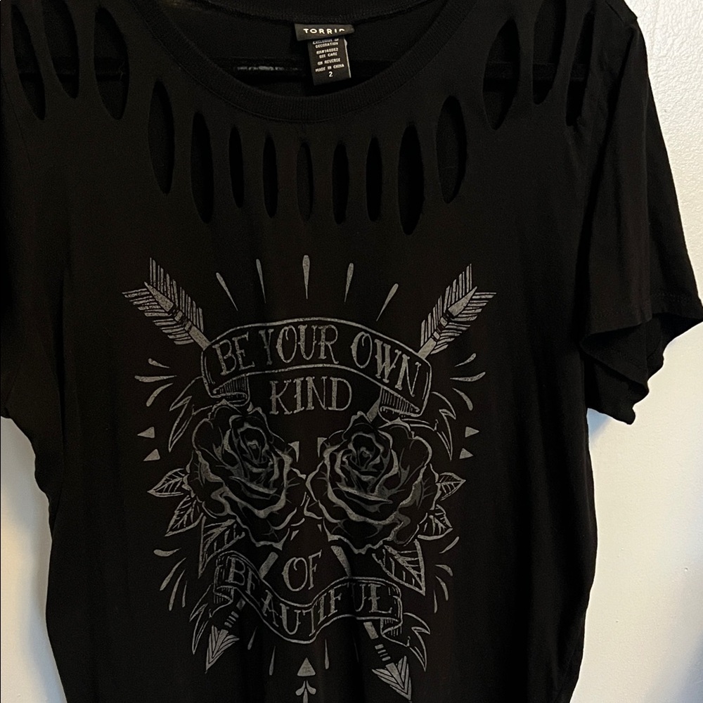 SOLD!! Torrid Black Cutout Graphic Tee “Be Your Own Kind of Beautiful”